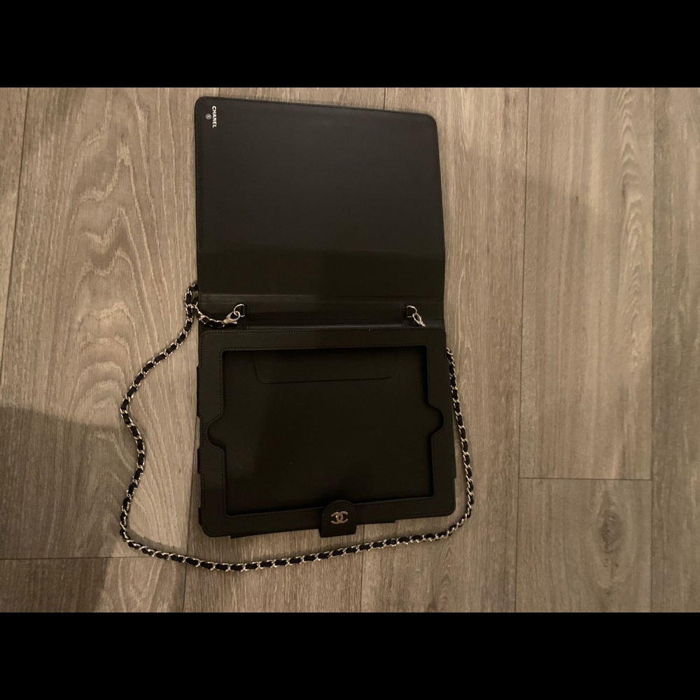 black chanel ipad case